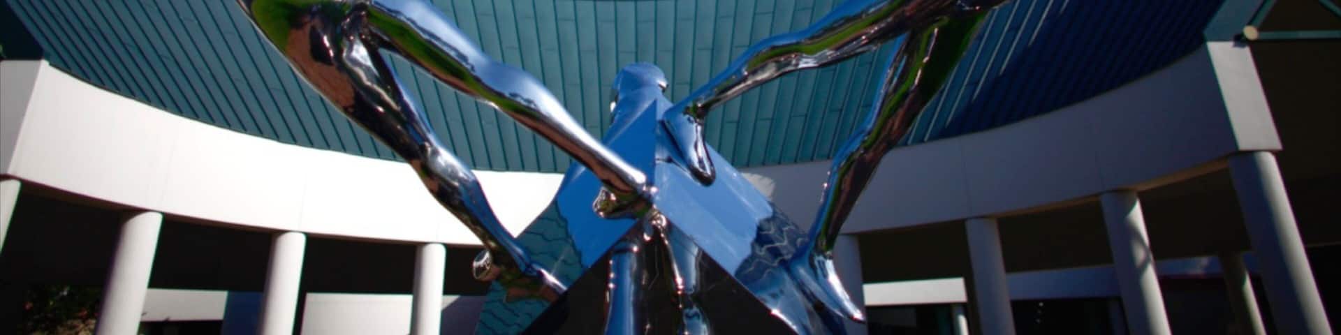 The Baker Museum featuring outdoor art