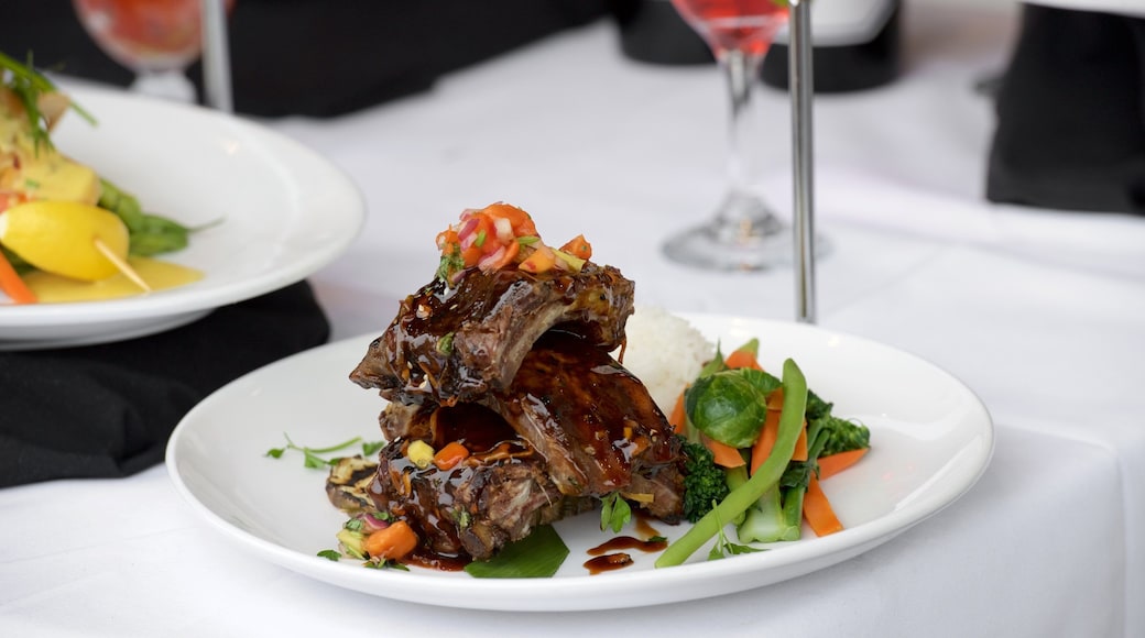 Fisherman\'s Wharf featuring food