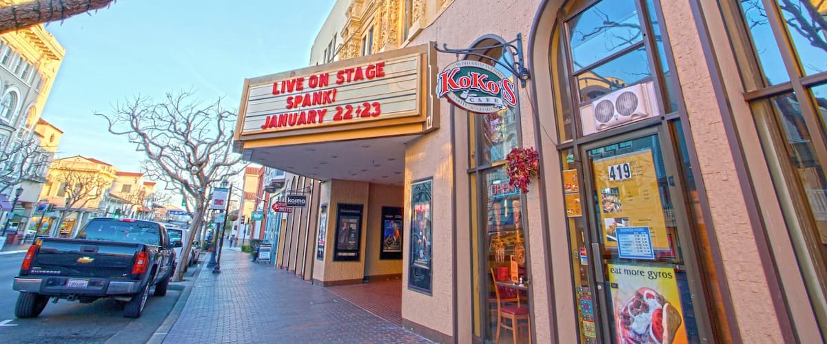 Golden State Theatre which includes theater scenes and signage