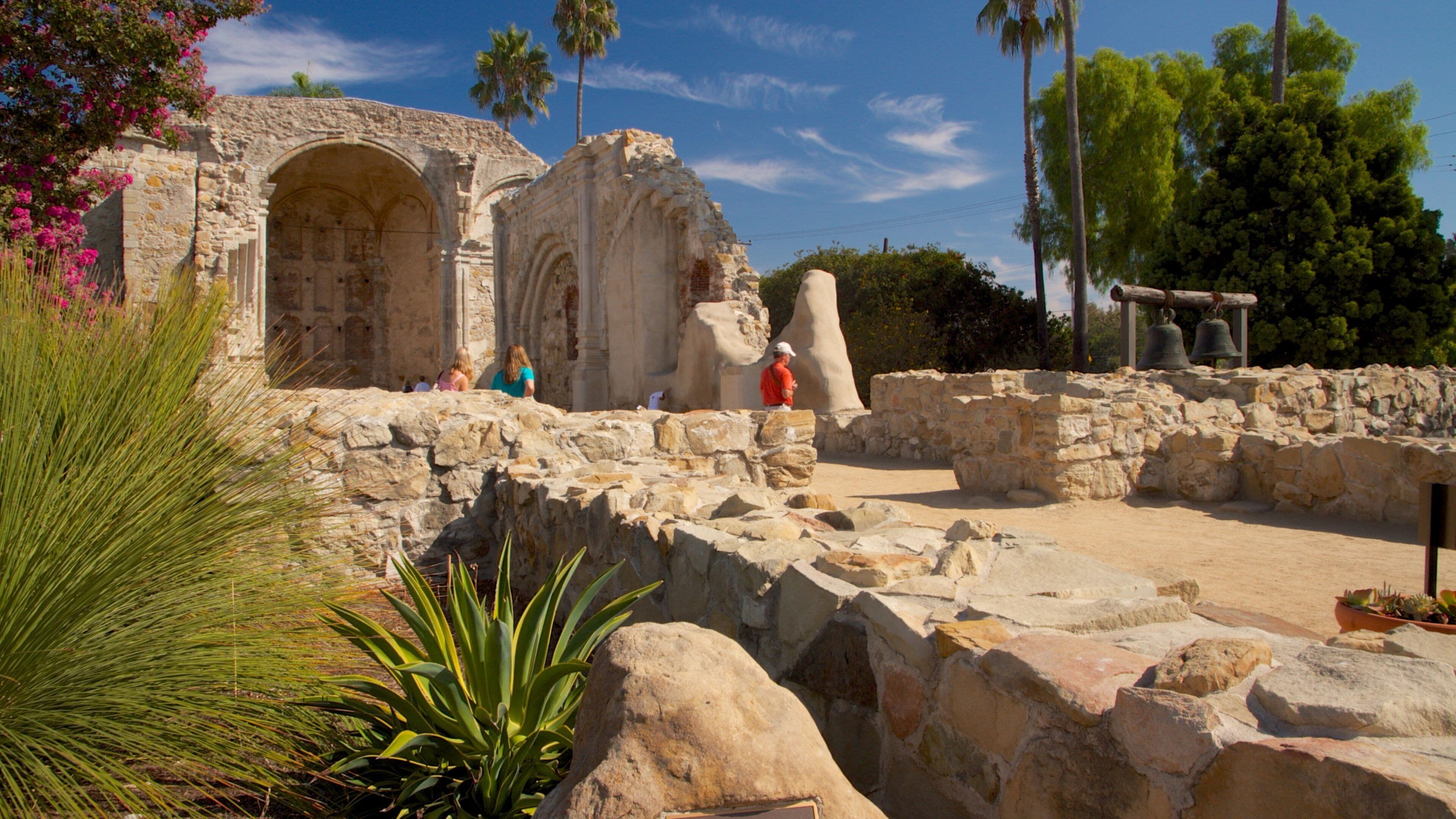 Mission San Juan Capistrano which includes landscape views and heritage architecture
