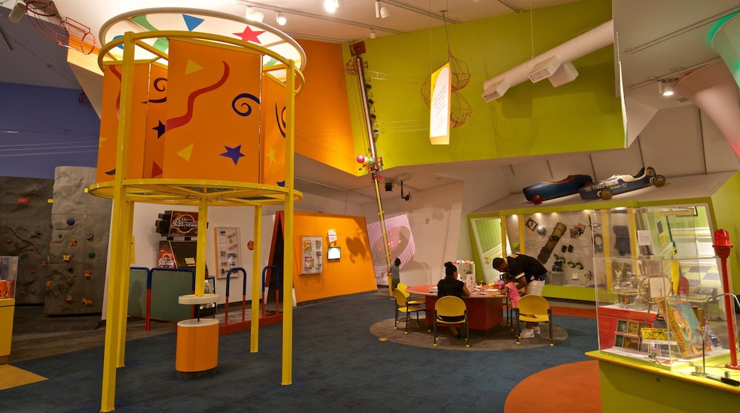 스트롱 을 특징 실내 전경