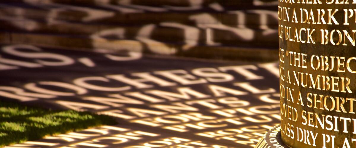 Memorial Art Gallery que incluye arte