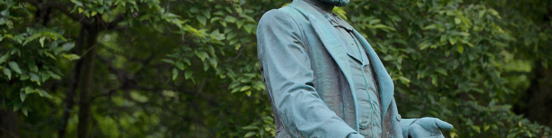 Frederick Douglass Statue which includes a statue or sculpture
