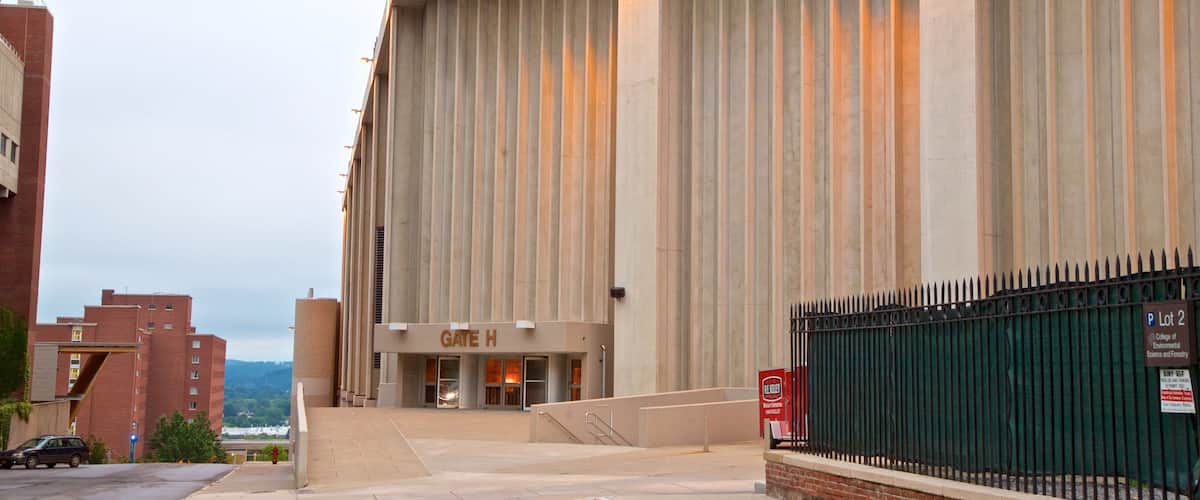 Carrier Dome featuring modern architecture