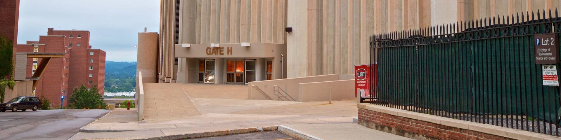Carrier Dome featuring modern architecture