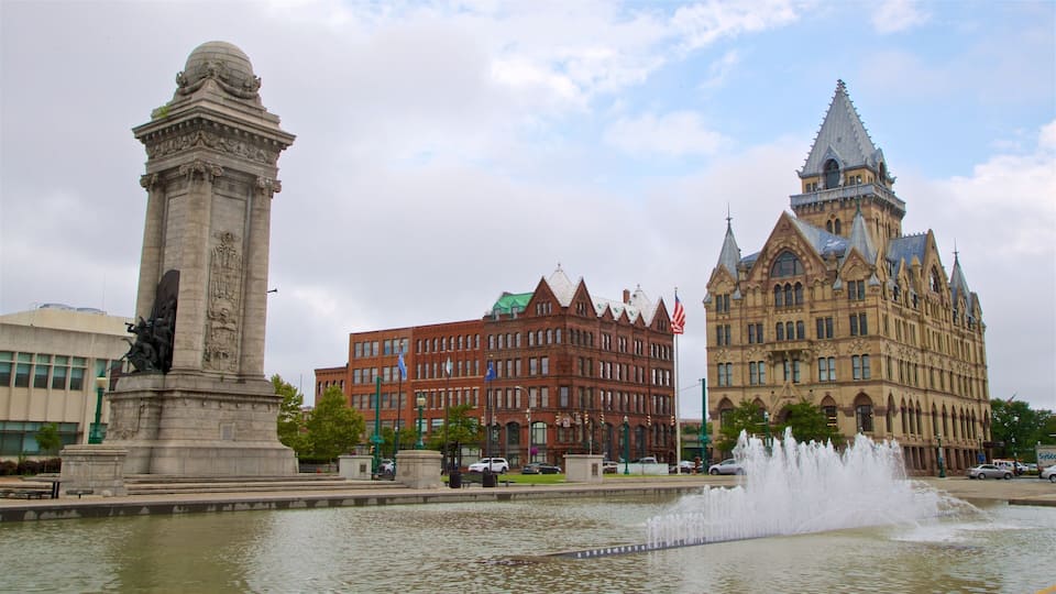 Clinton Square which includes heritage architecture, a city and a fountain