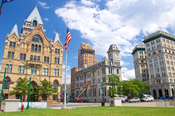 Clinton Square which includes heritage architecture, a garden and a city