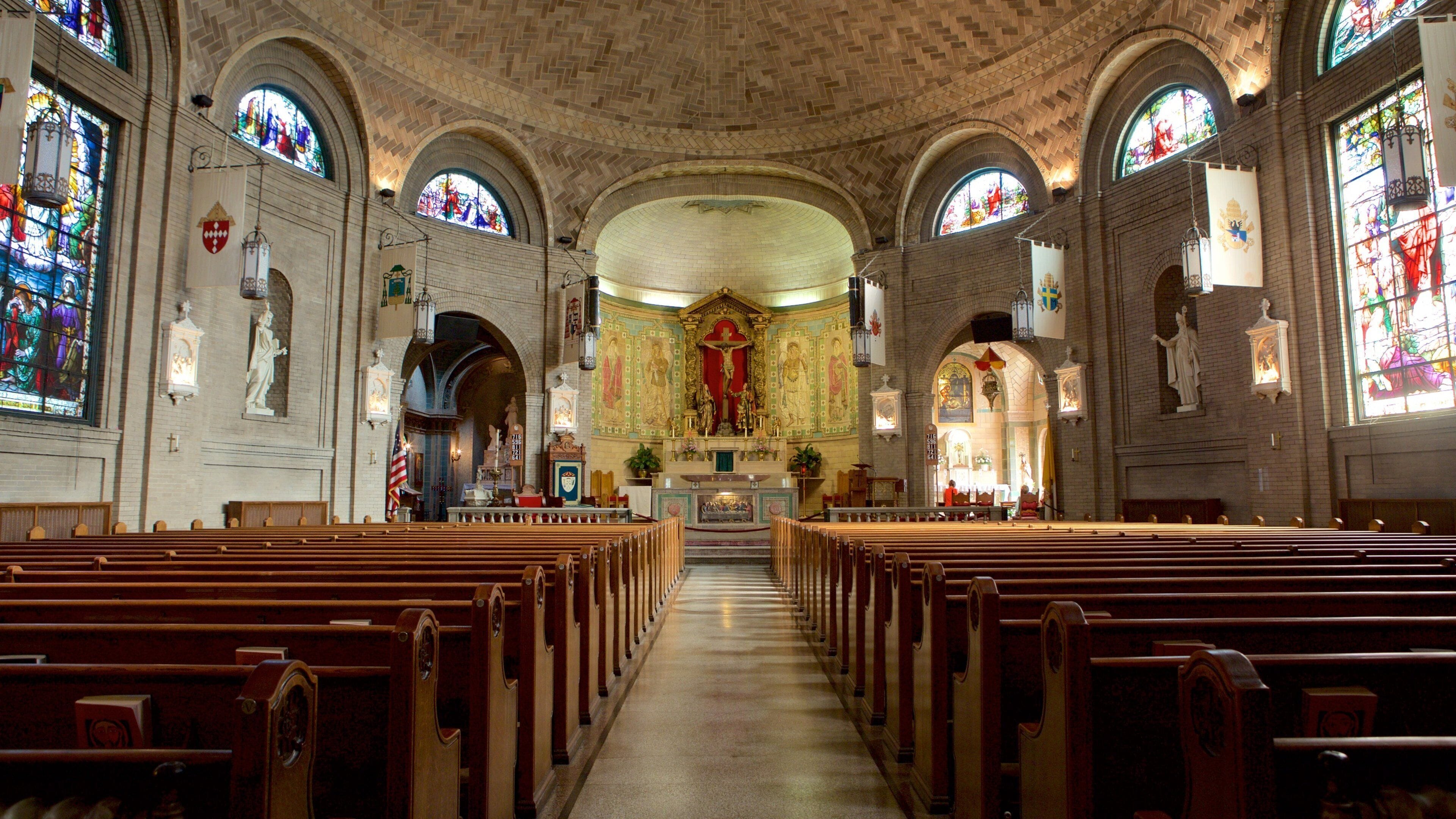 Basilica of Saint Lawrence featuring heritage architecture, religious aspects and a church or cathedral