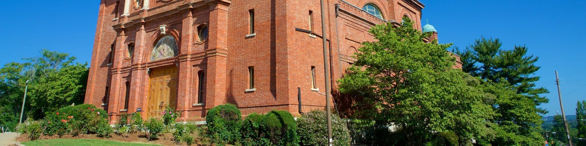 Basilica of Saint Lawrence featuring heritage elements, heritage architecture and a church or cathedral
