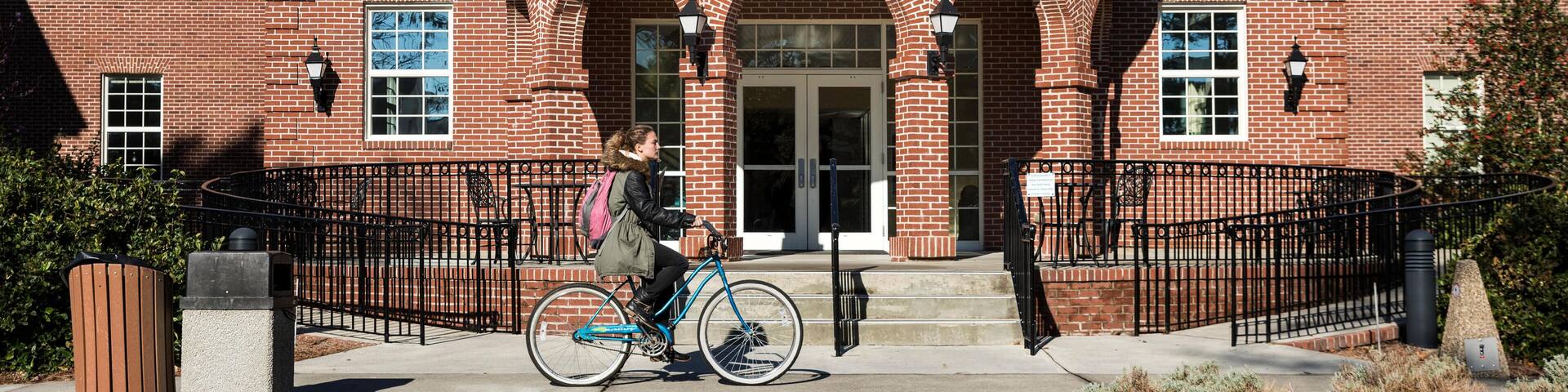 FFHFRM The University of North Carolina at Wilmington campus, North Carolina, USA