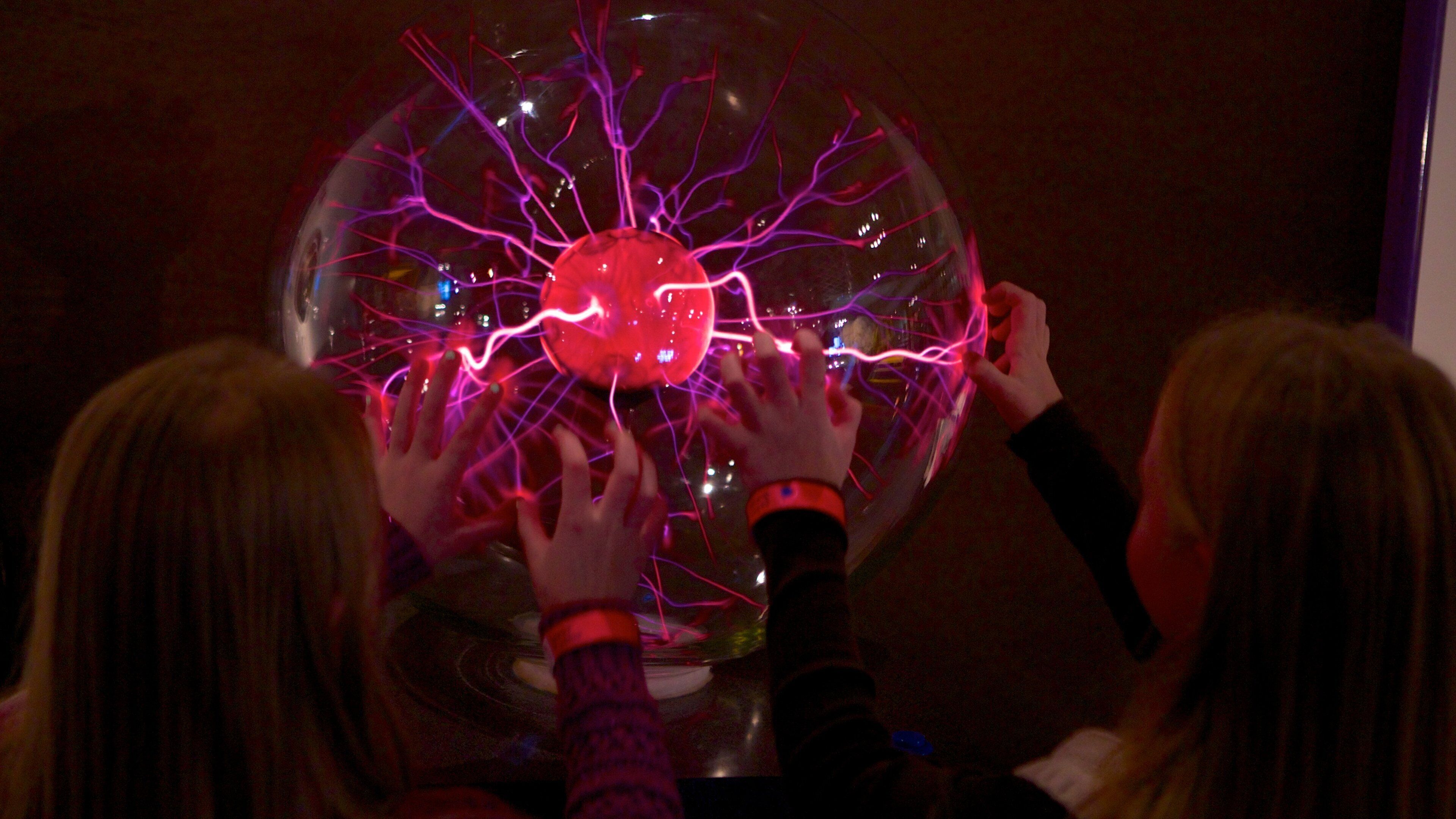 Great Lakes Science Center featuring interior views as well as children