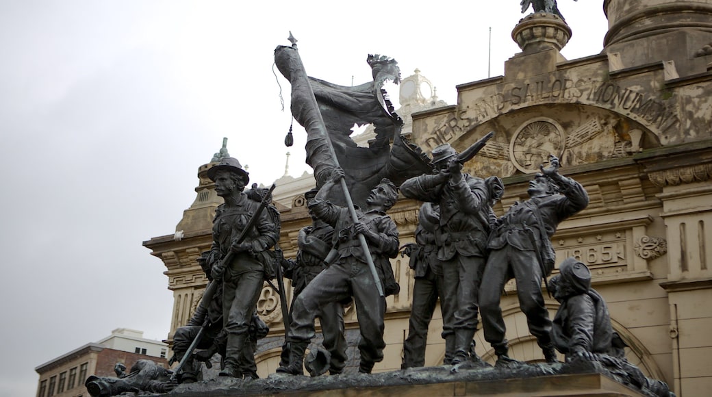 Soldiers and Sailors Monument showing heritage architecture, a statue or sculpture and a monument