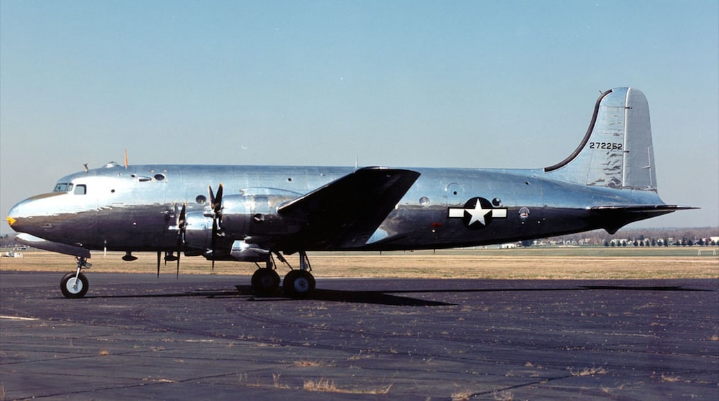Det nasjonale flyvåpenmuseet fasiliteter samt fly