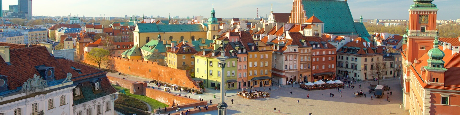 Castle Square showing a city and a square or plaza