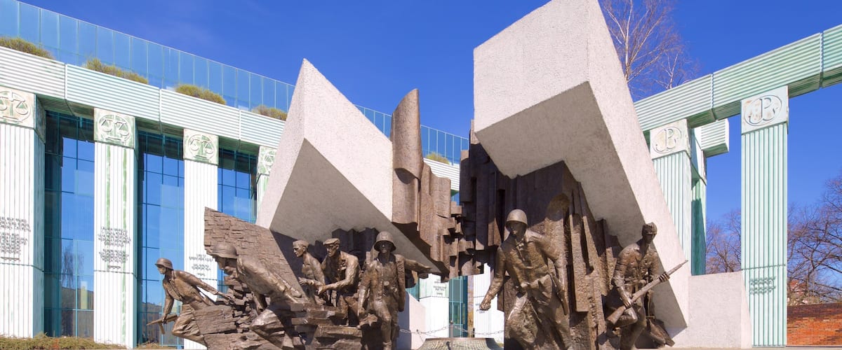 Denkmal des Warschauer Aufstandes welches beinhaltet Statue oder Skulptur