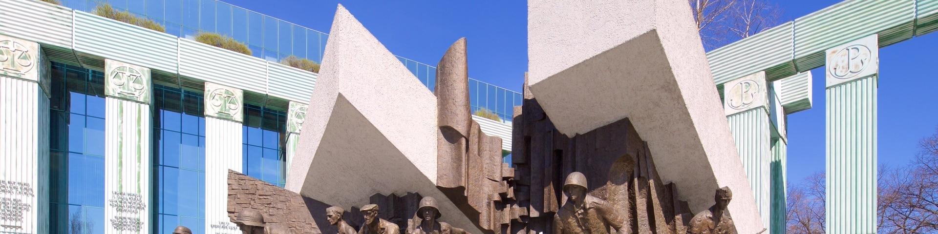 Warsaw Uprising Monument which includes a statue or sculpture