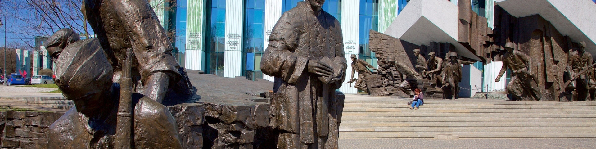Warsaw Uprising Monument showing a statue or sculpture