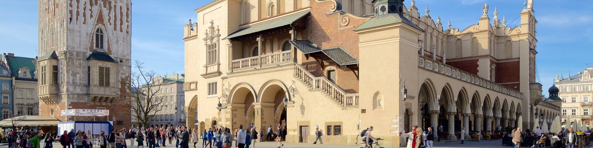 Cloth Hall featuring a city, a square or plaza and heritage elements
