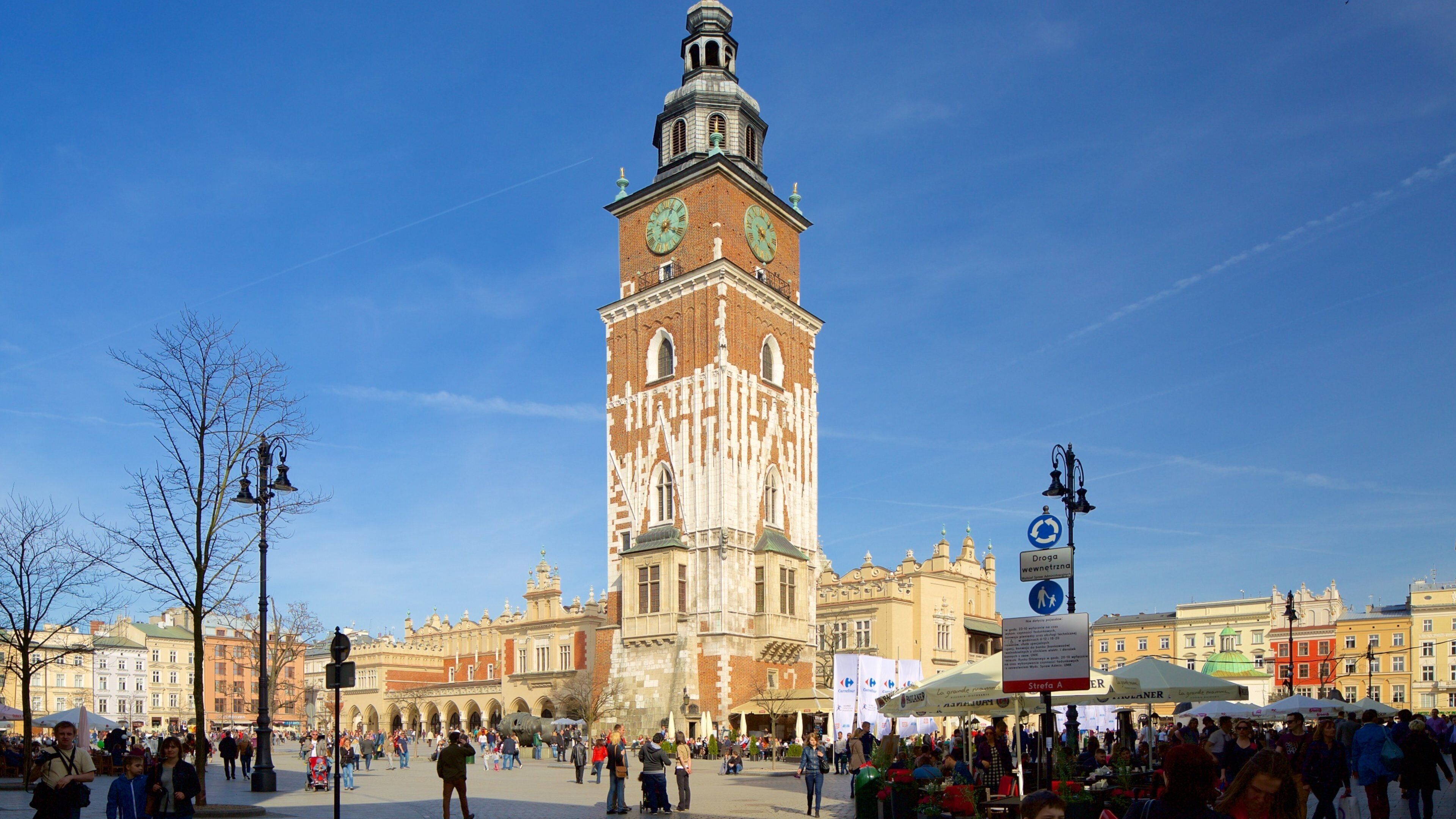 Town Hall Tower showing street scenes and a square or plaza