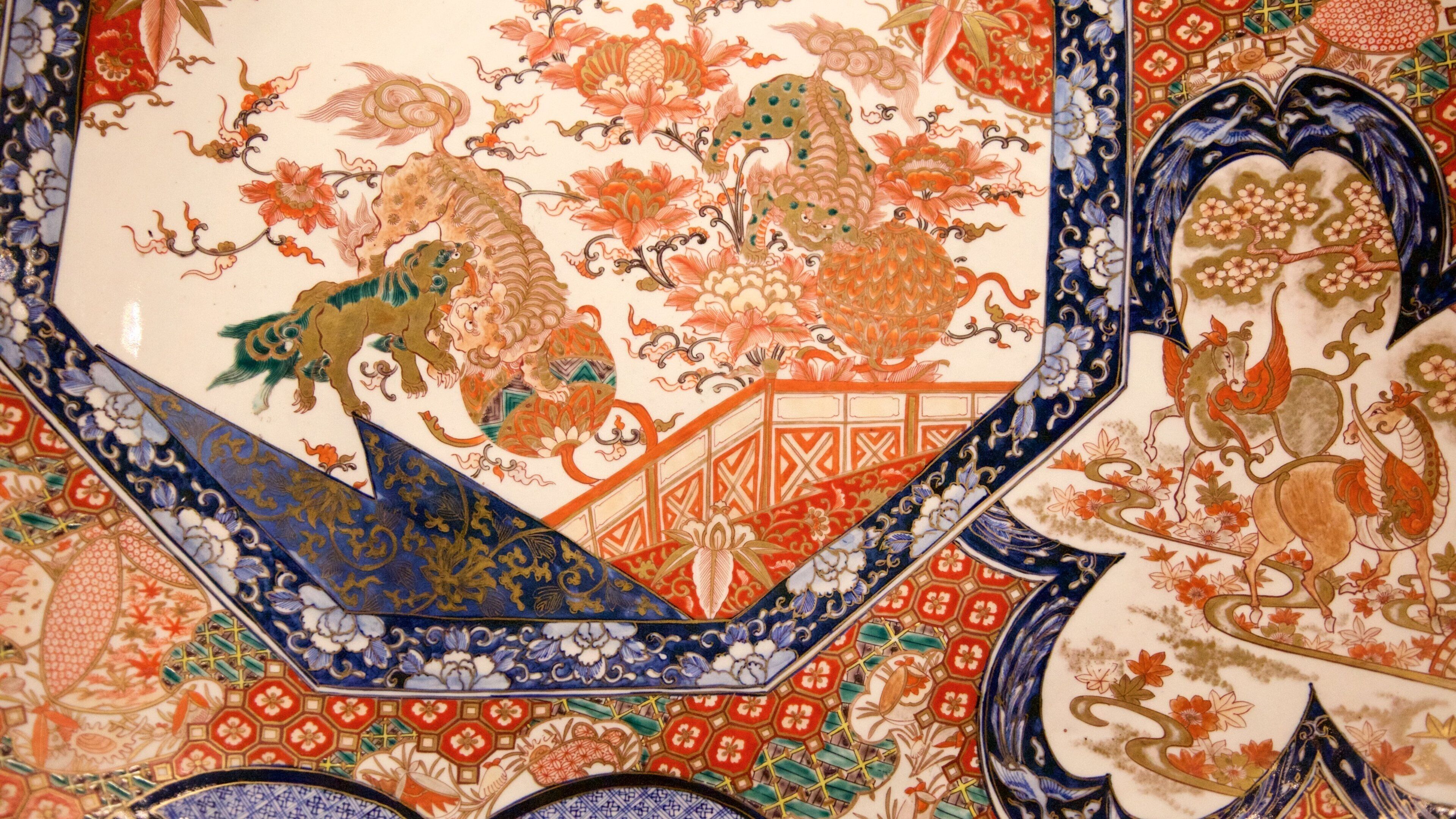 Manggha Museum of Japanese Art and Technology which includes art