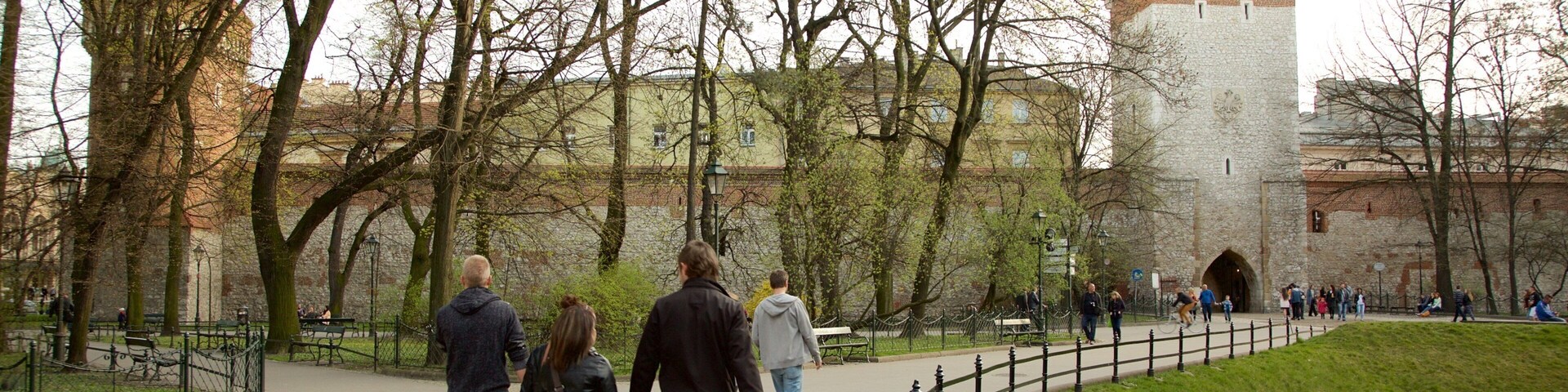 Planty Park which includes a park as well as a small group of people