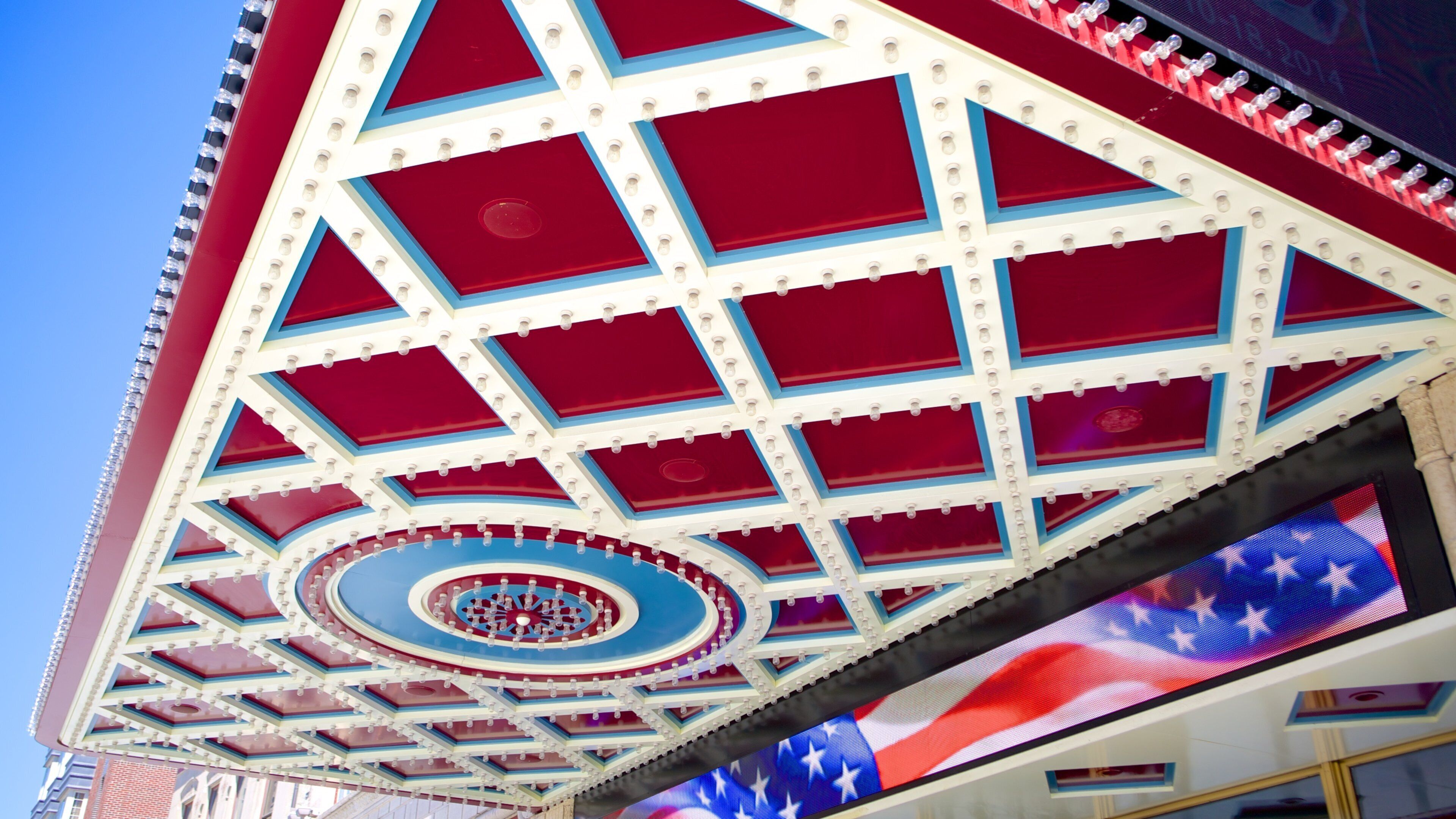 Providence Performing Arts Center showing modern architecture