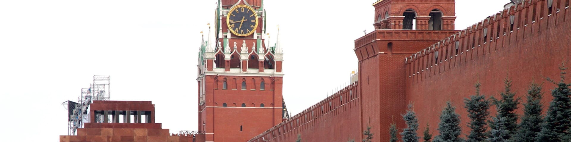 Lenin\'s Mausoleum featuring a square or plaza