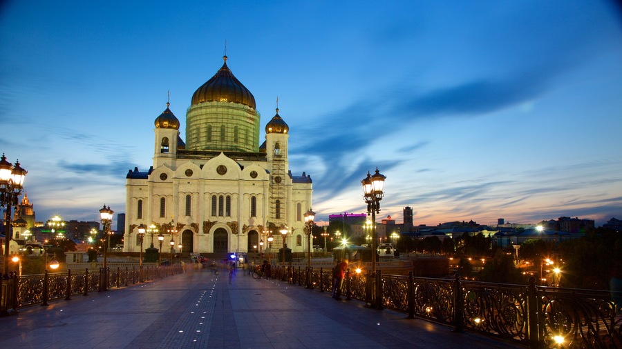 Cathedral of Christ the Savior which includes heritage architecture and night scenes