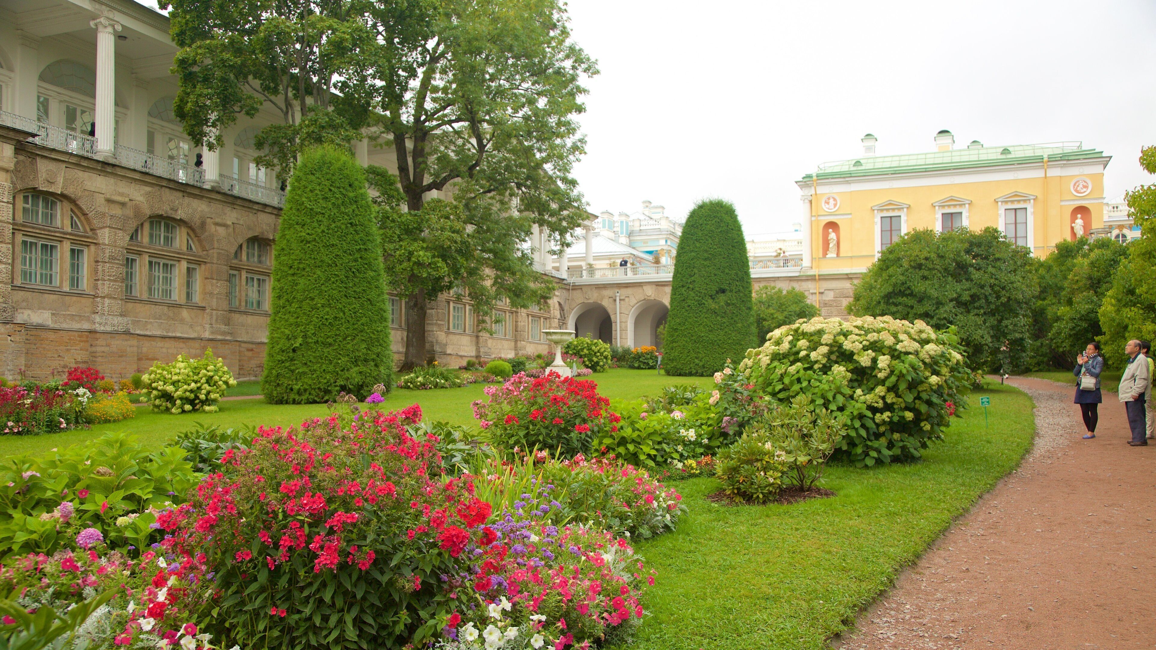 Catherine Palace and Park in Tsarskoye Selo which includes a park