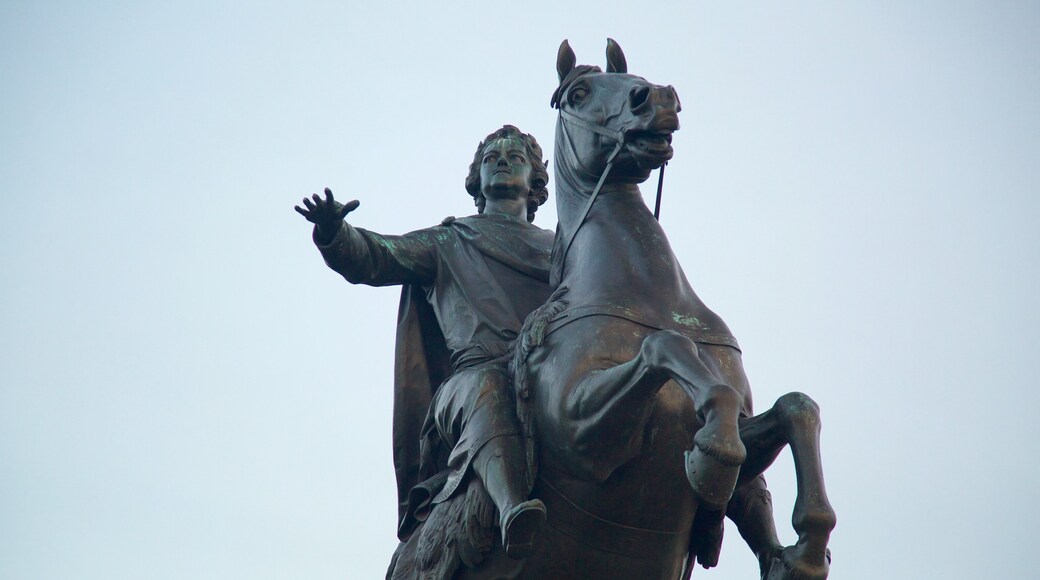 Bronsryttaren presenterar en staty eller skulptur
