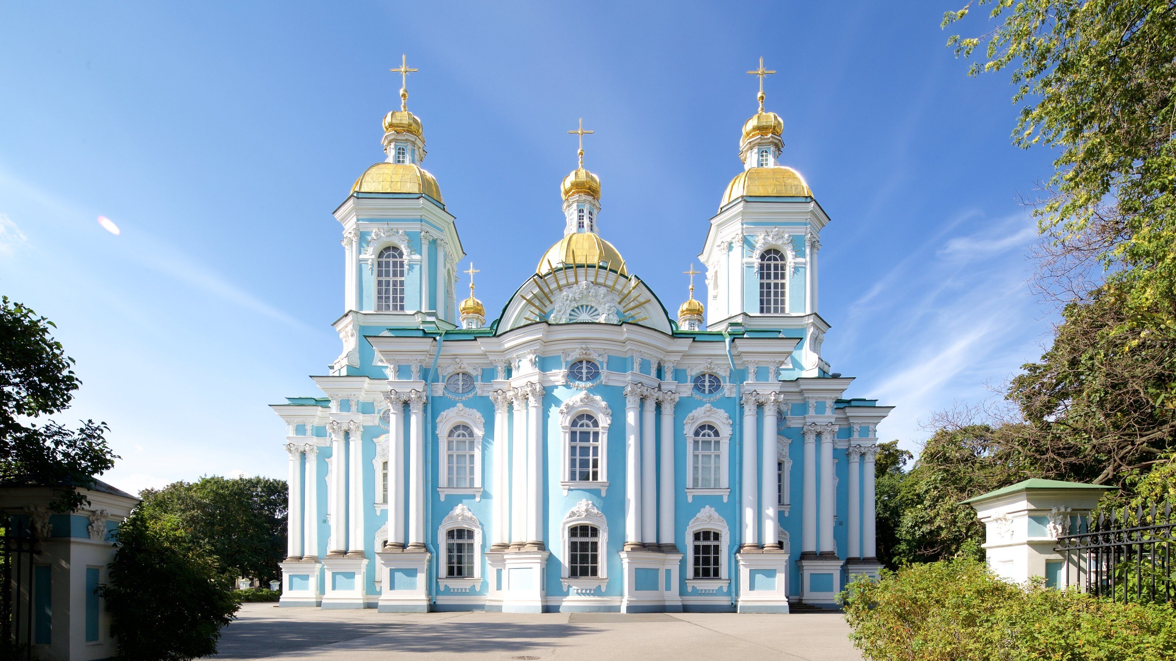 Iglesia de San Nicolás de los Marinos que incluye patrimonio de arquitectura