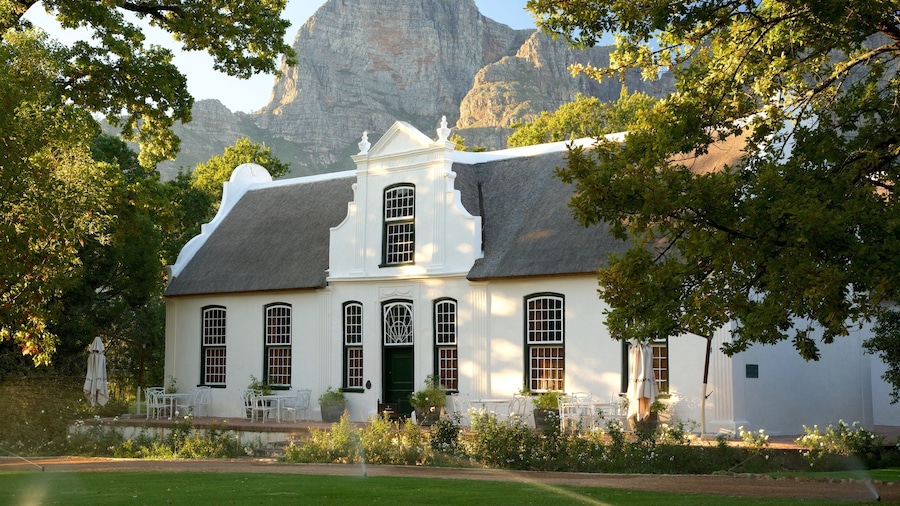 Boschendal Estate which includes heritage architecture