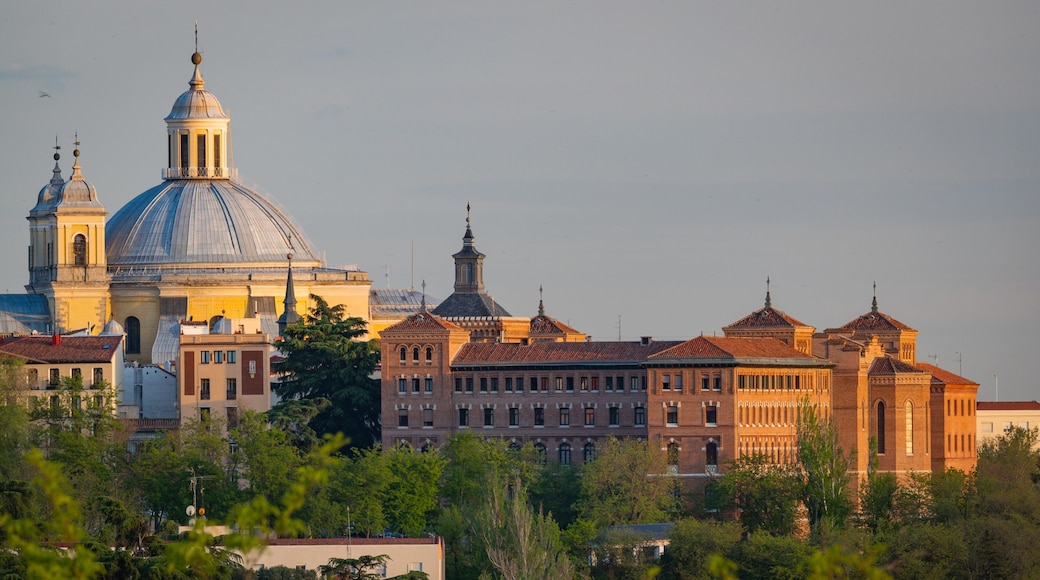Temple of Debod featuring landscape views and heritage architecture