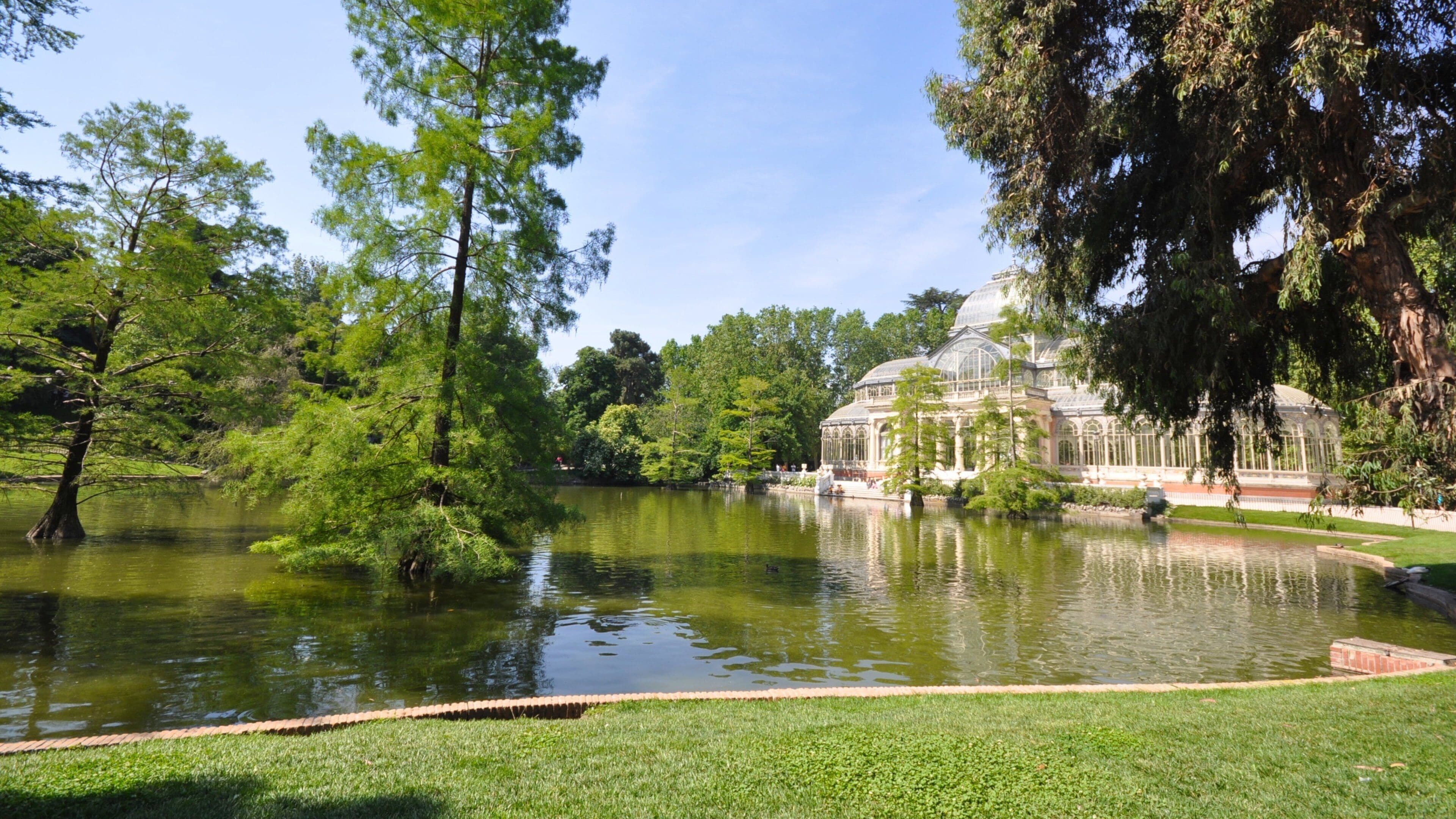 Glass Palace which includes a pond, a park and chateau or palace