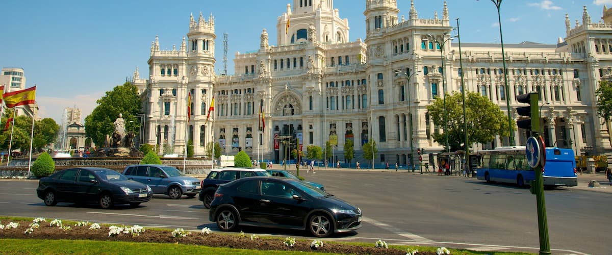 City Hall which includes an administrative buidling, heritage architecture and a city