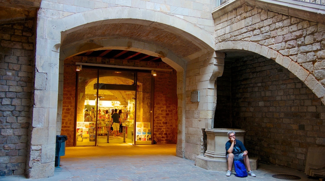 Picasso-museet sÄvÀl som en man