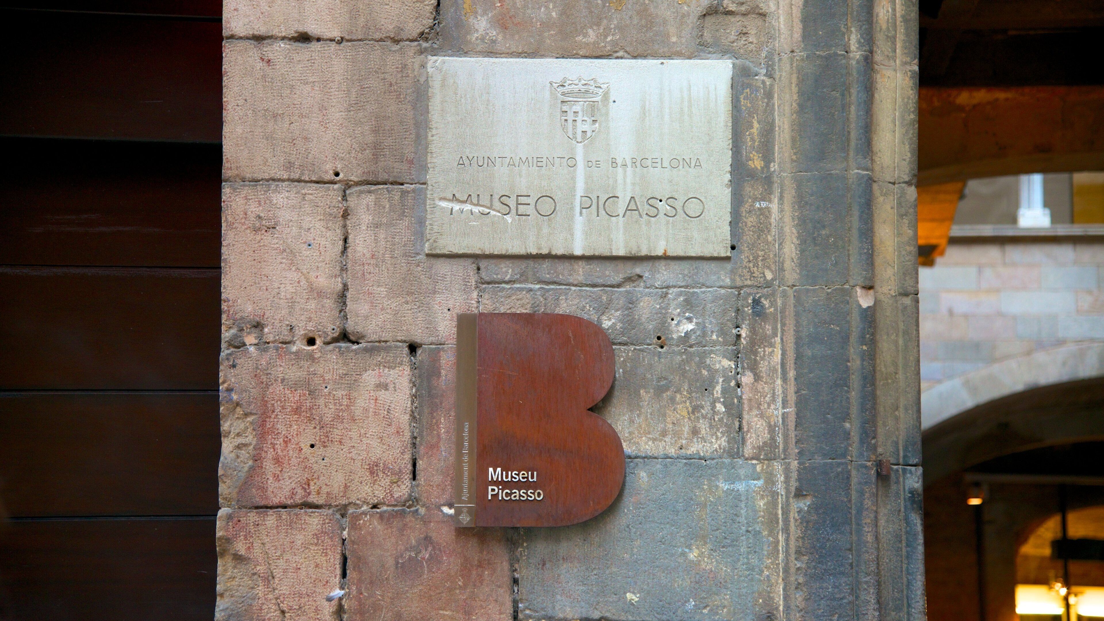 Picasso-museet presenterar skyltar