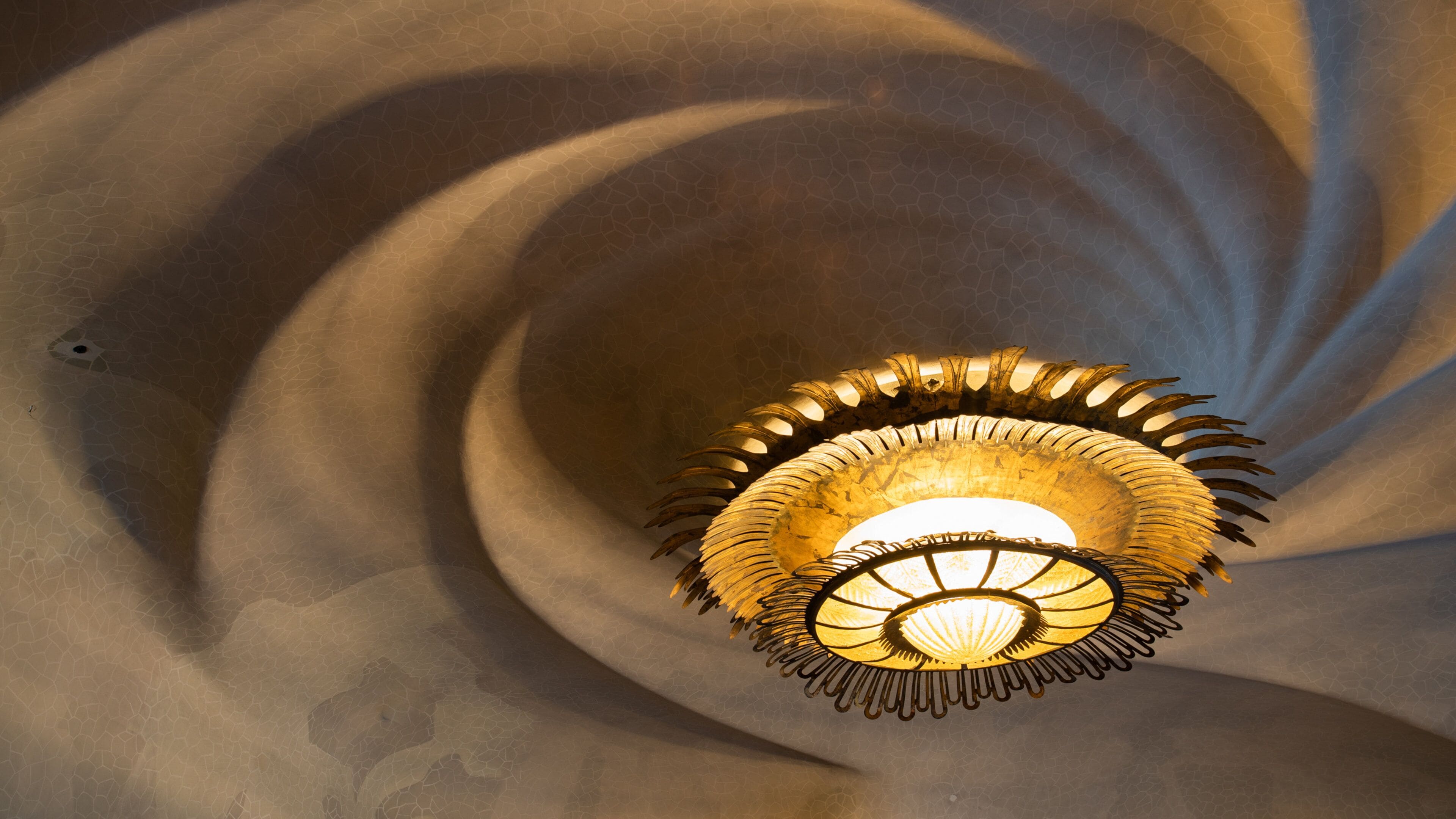 Casa Batllo which includes interior views