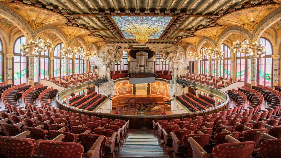 Palau de la Musica Catalana showing heritage elements, theater scenes and interior views