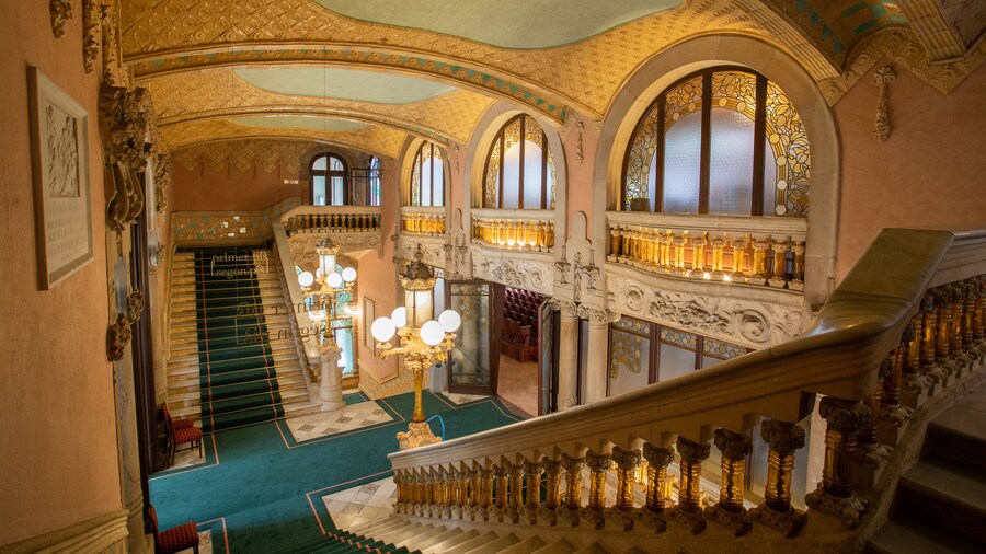 Palau de la Musica Catalana showing heritage elements and interior views