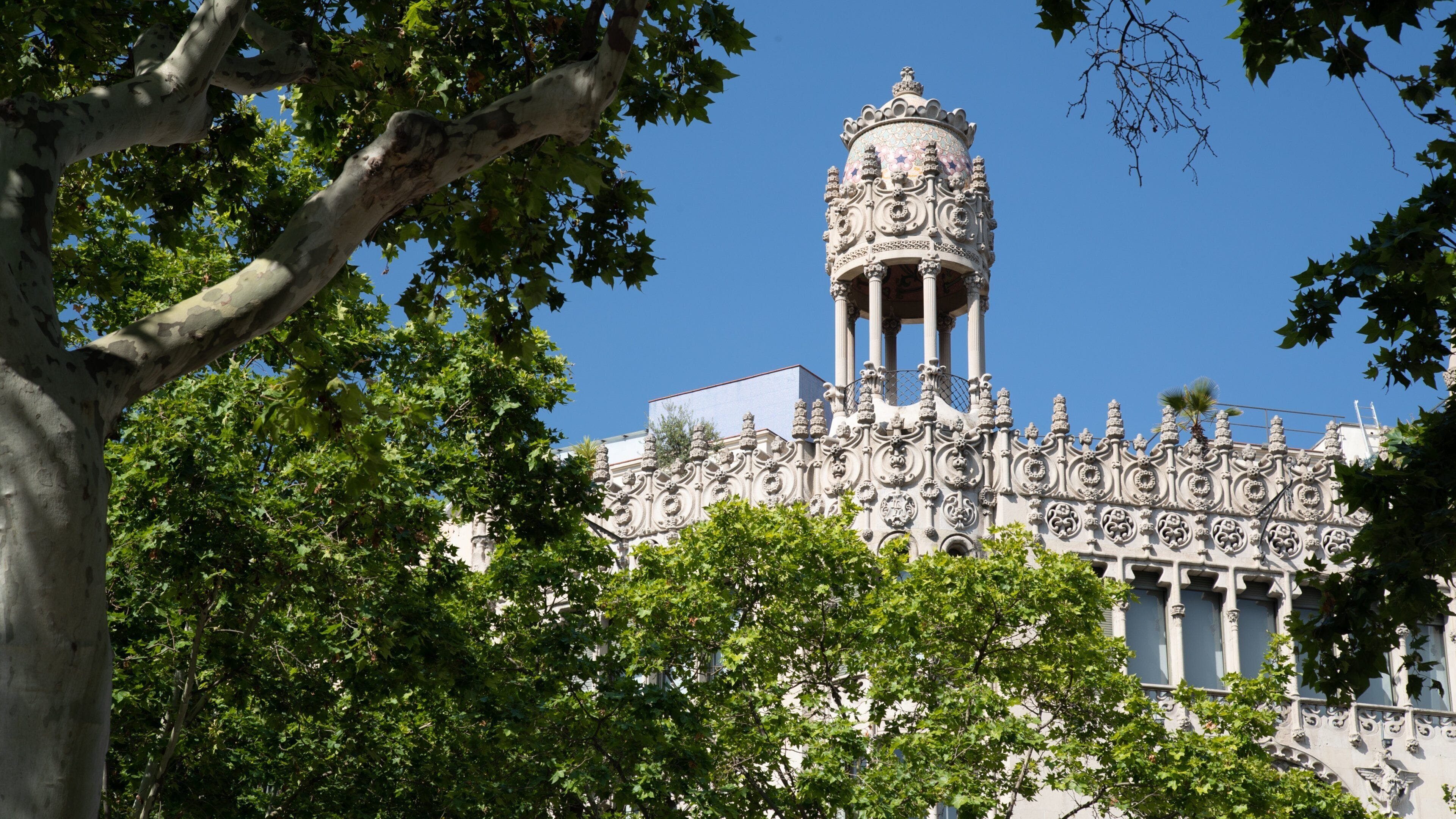 Casa Lleo-Morera featuring heritage elements