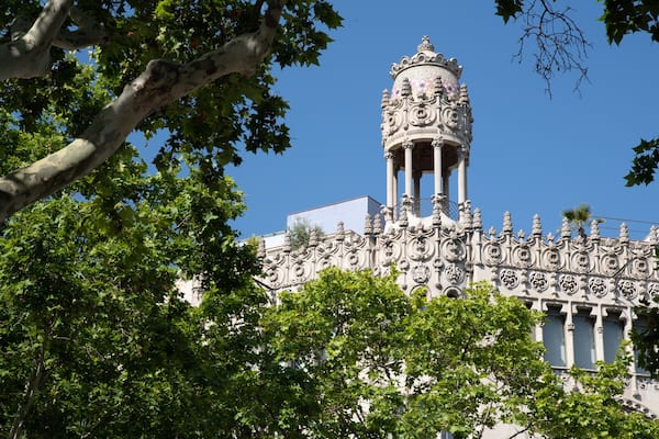 Casa Lleo-Morera featuring heritage elements