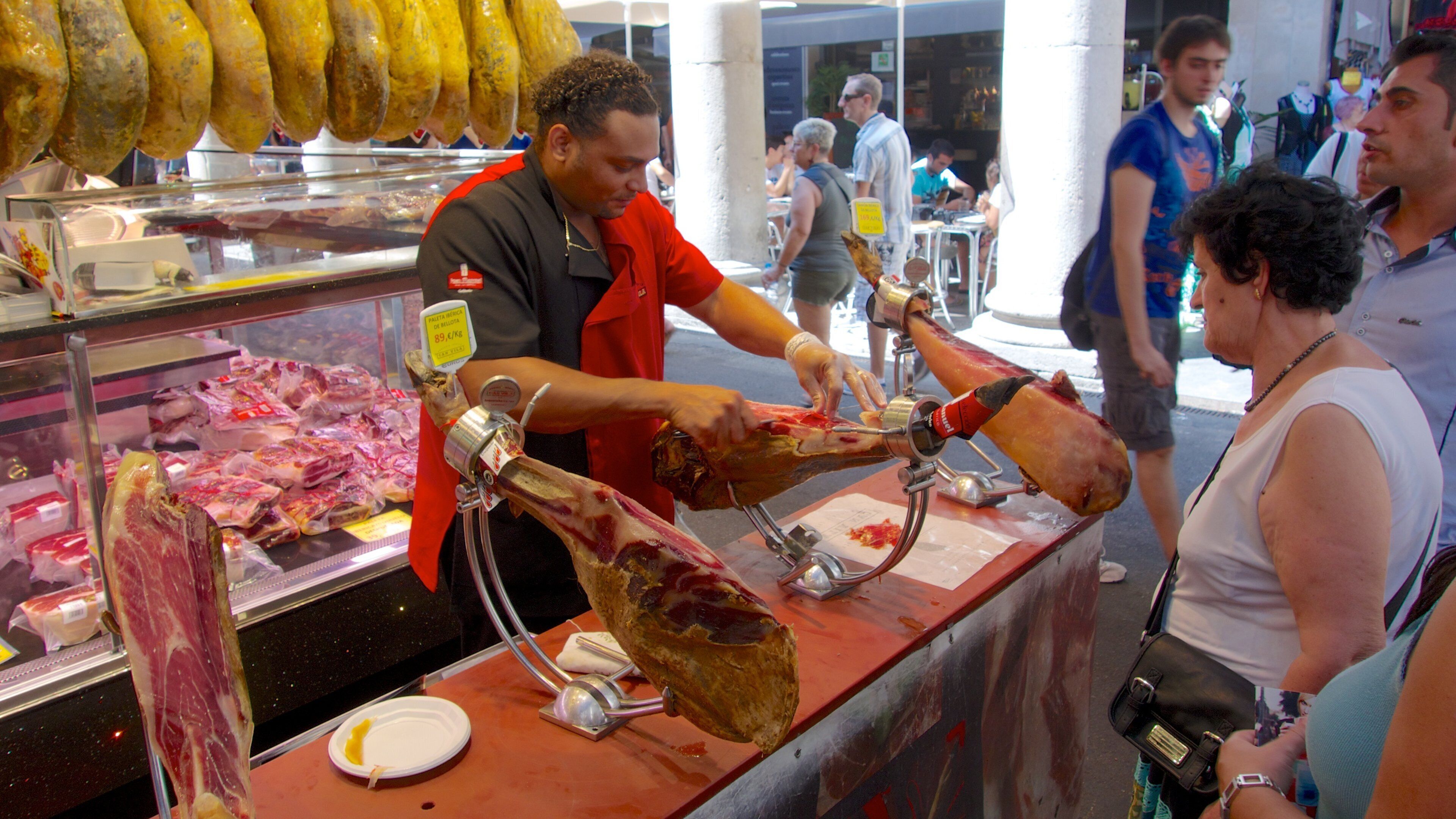 Boqueria Market which includes markets and food