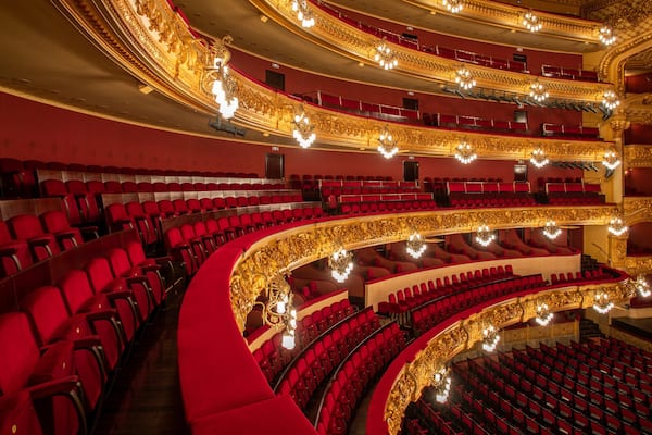 Gran Teatre del Liceu which includes interior views and theater scenes