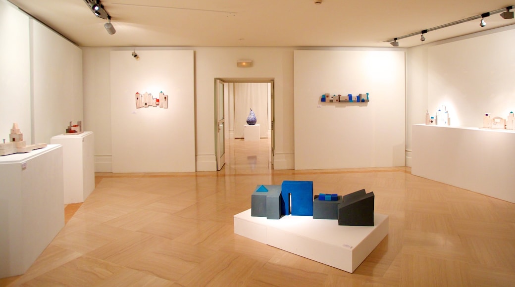 Palacio del Marques de Dos Aguas which includes heritage architecture, interior views and art