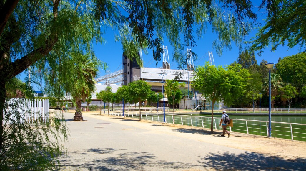 奧林匹克體育場 其中包括 河流或小溪