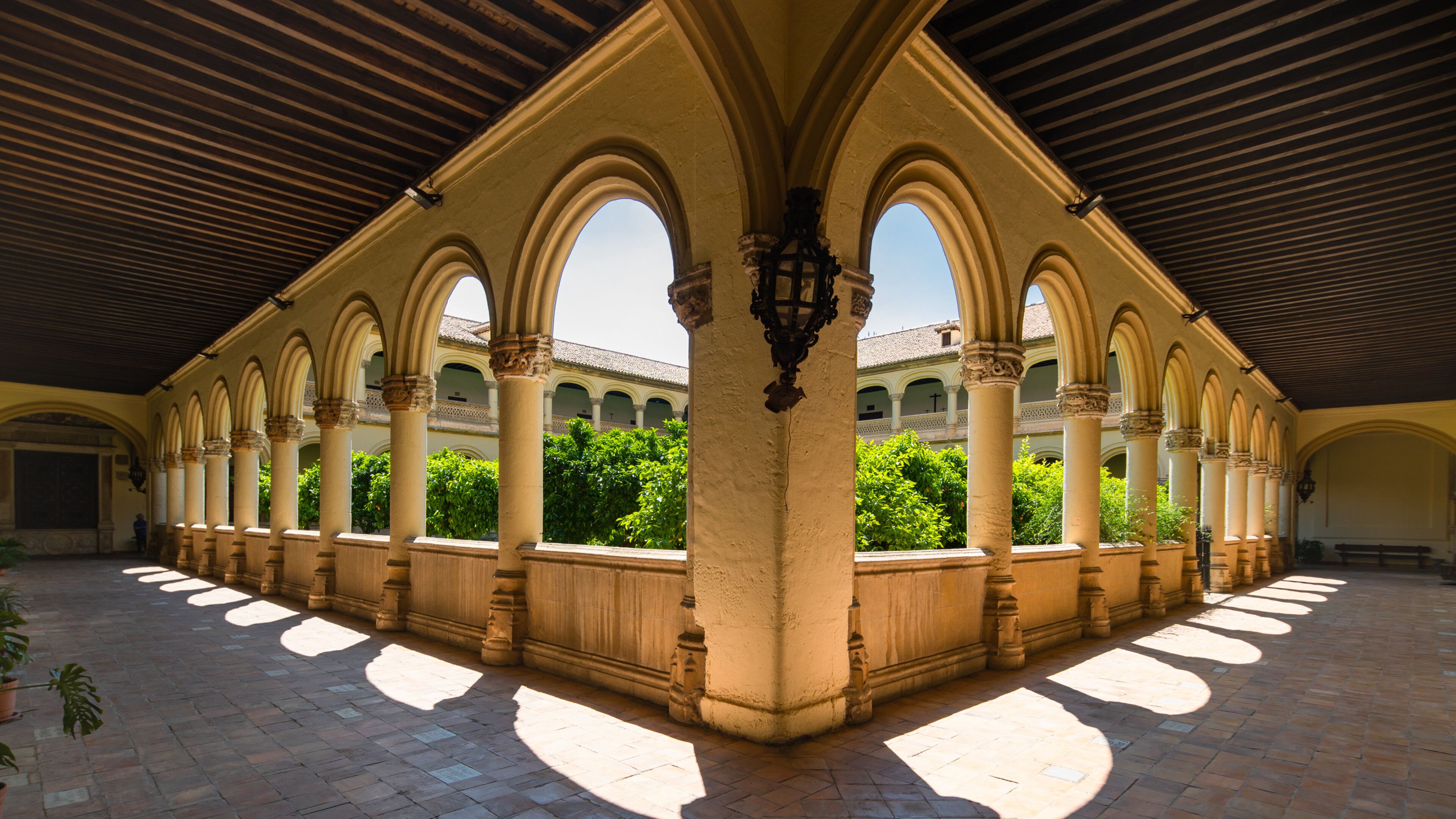 San Jeronimo Monastery showing heritage elements