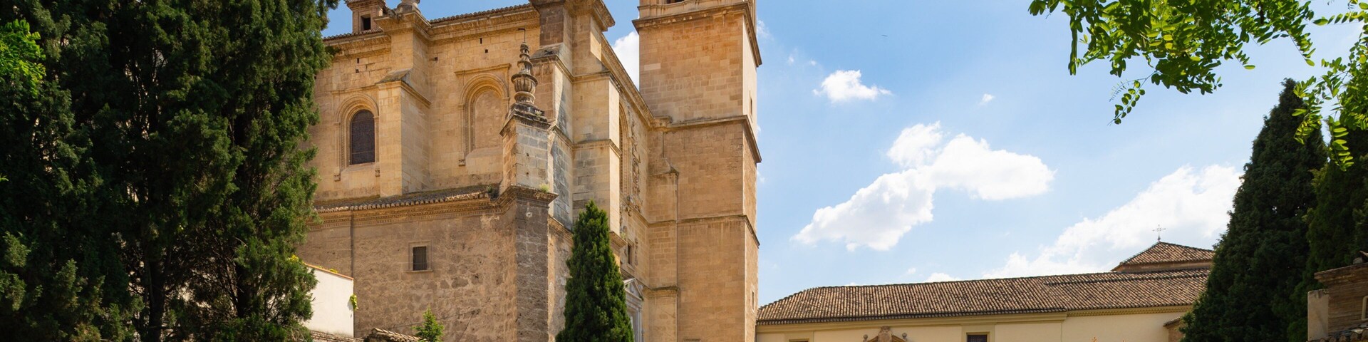 San Jeronimo Monastery which includes heritage architecture