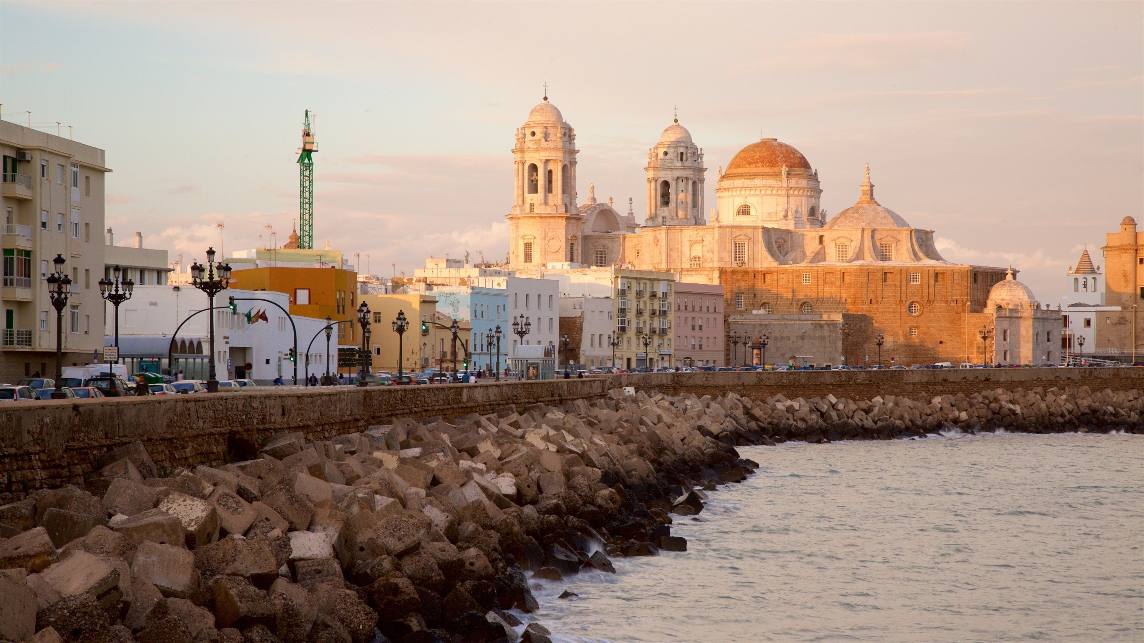 Visite Catedral de Cádiz em Centro histórico de Cádiz | Expedia.com.br
