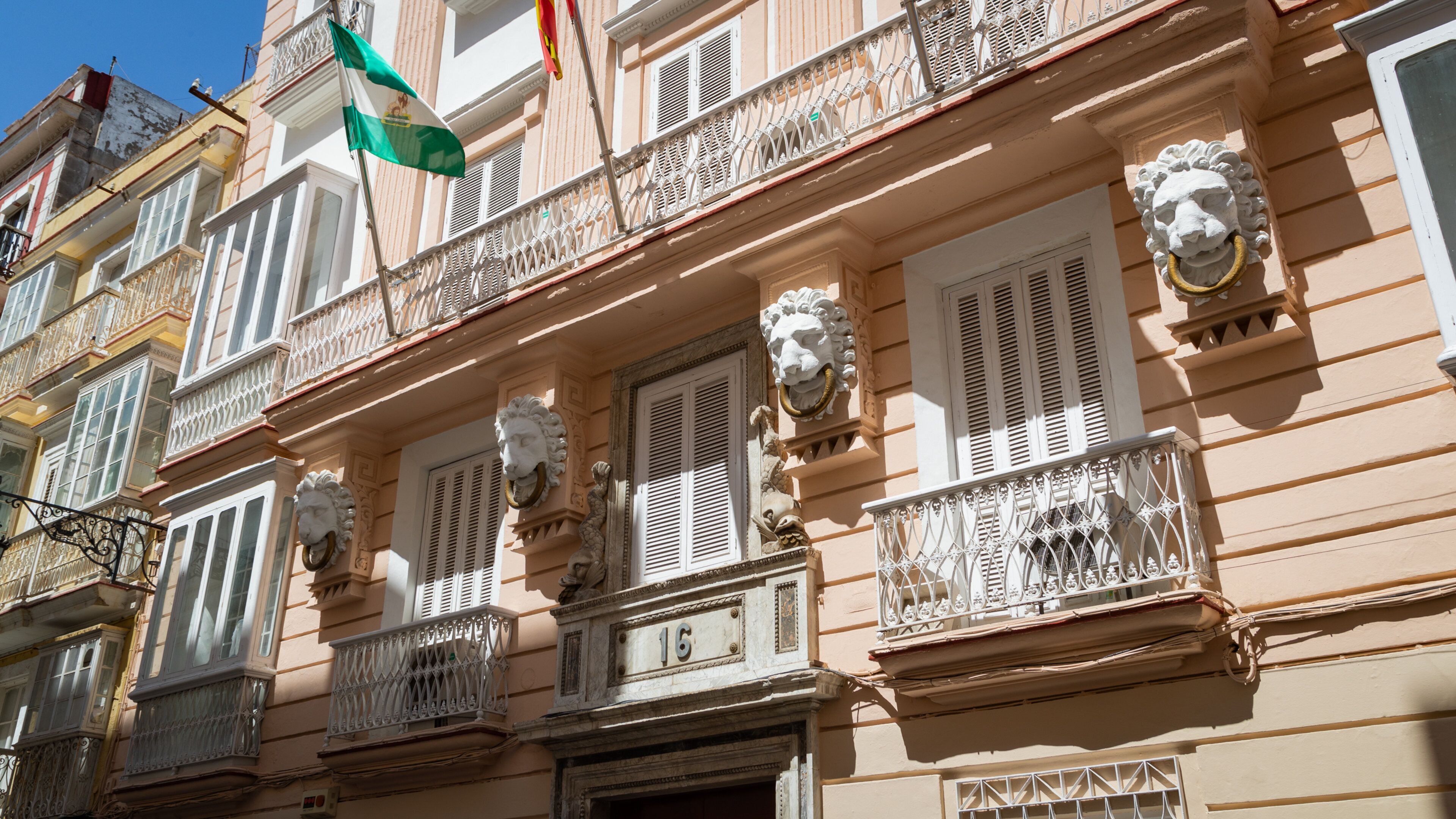 University of Cadiz which includes heritage elements